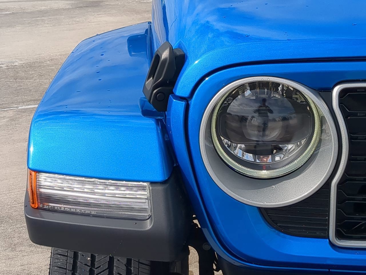 2026 Jeep Wrangler - Photo 10