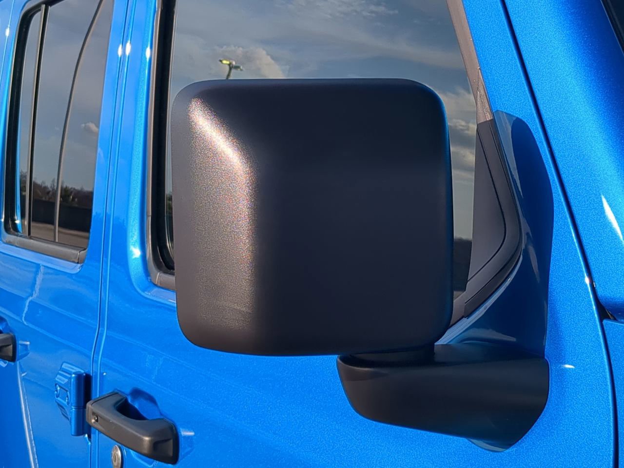 2026 Jeep Wrangler - Photo 12