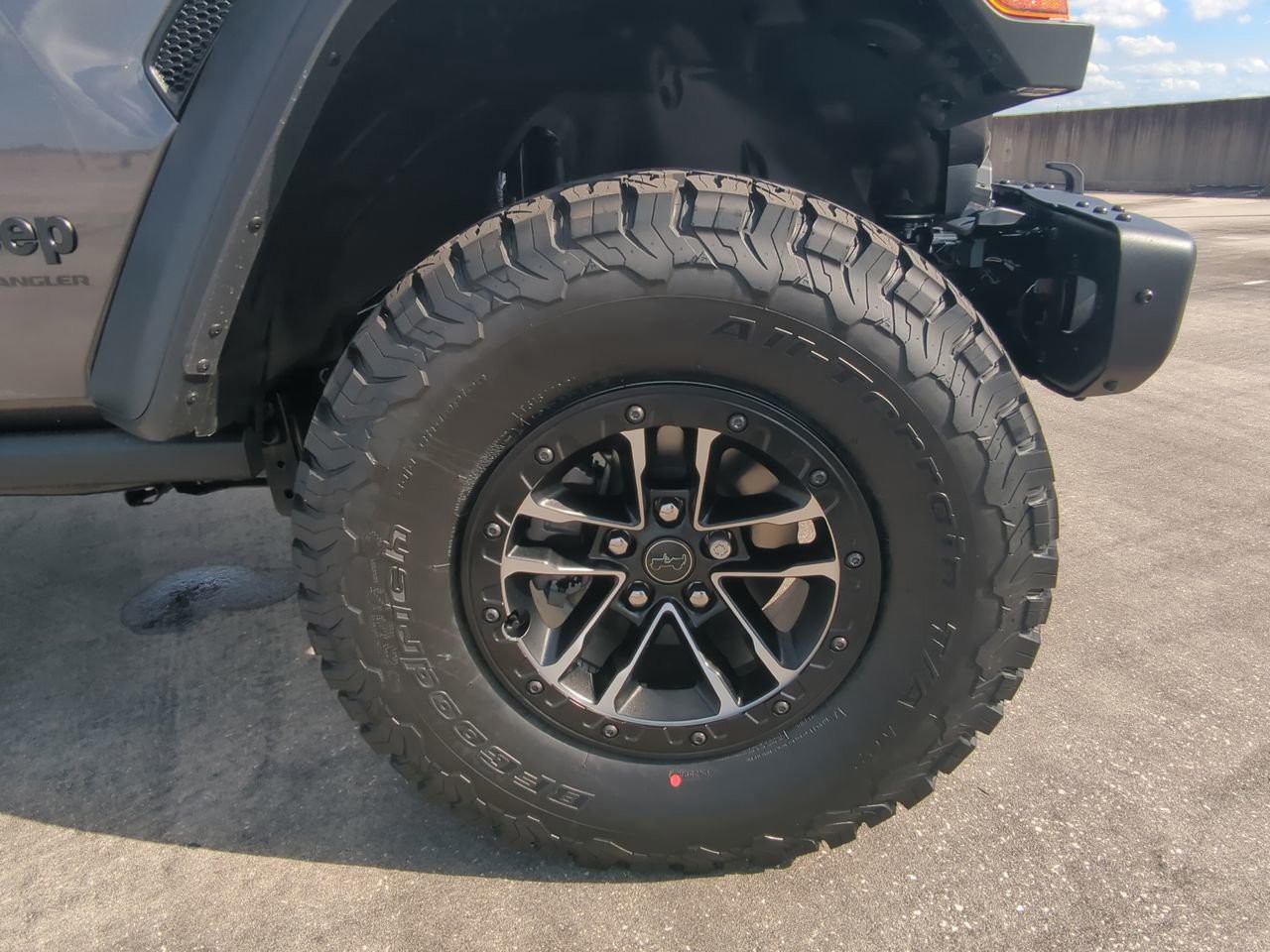 2026 Jeep Wrangler - Photo 11