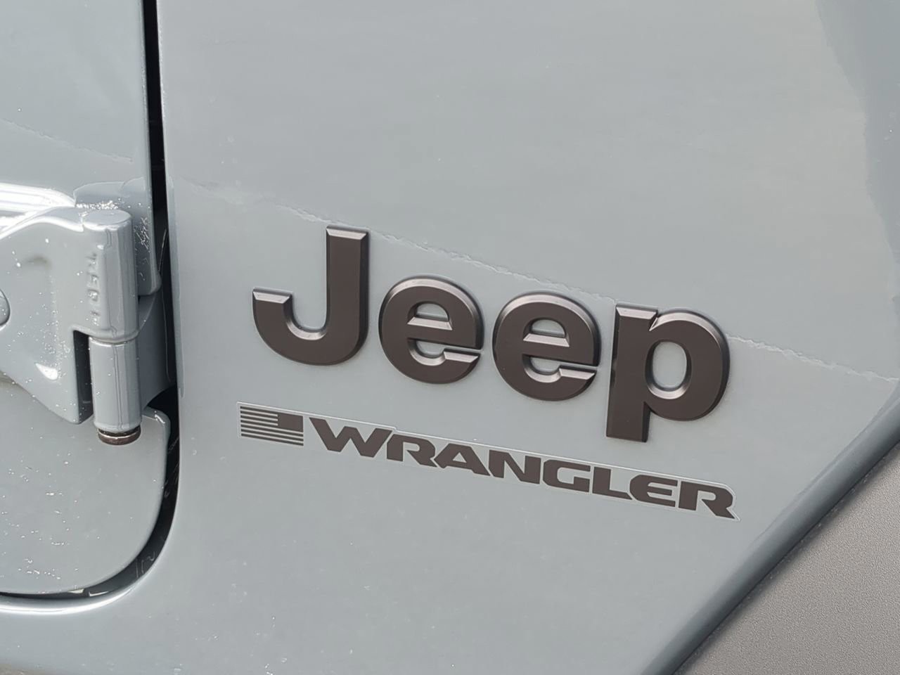 2025 Jeep Wrangler - Photo 13