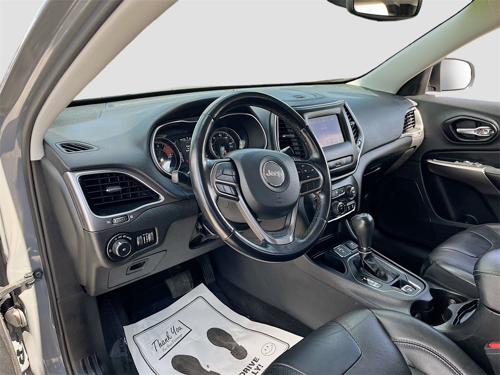 2021 Jeep Cherokee - Photo 9