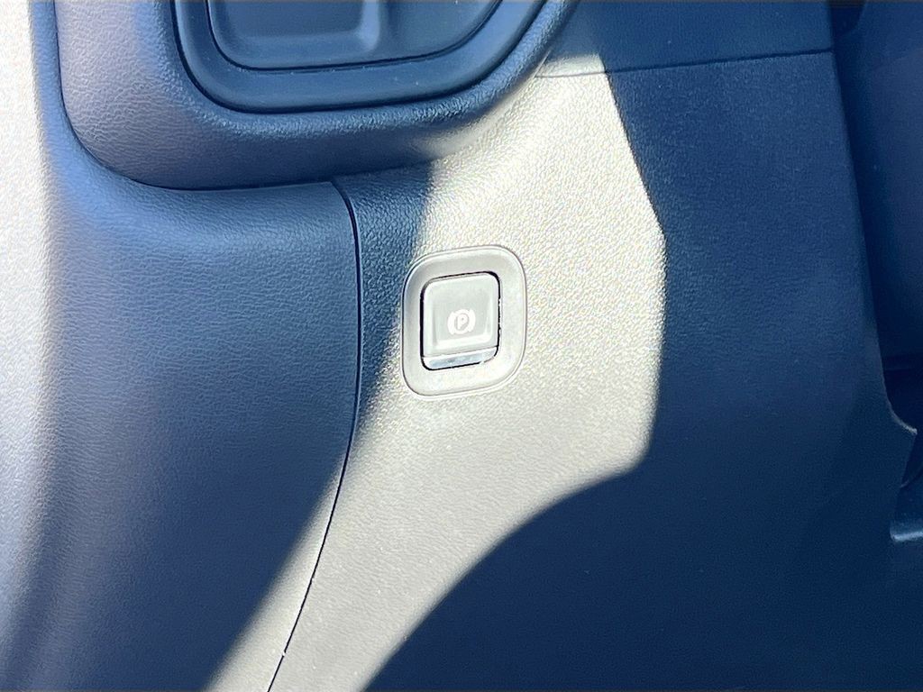 2024 Chevrolet Silverado 1500 - Photo 10