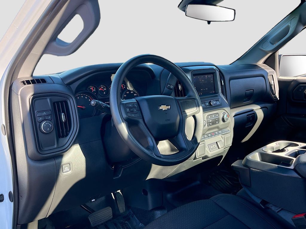 2024 Chevrolet Silverado 1500 - Photo 9