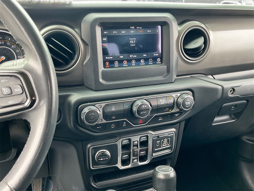 2023 Jeep Gladiator - Photo 14