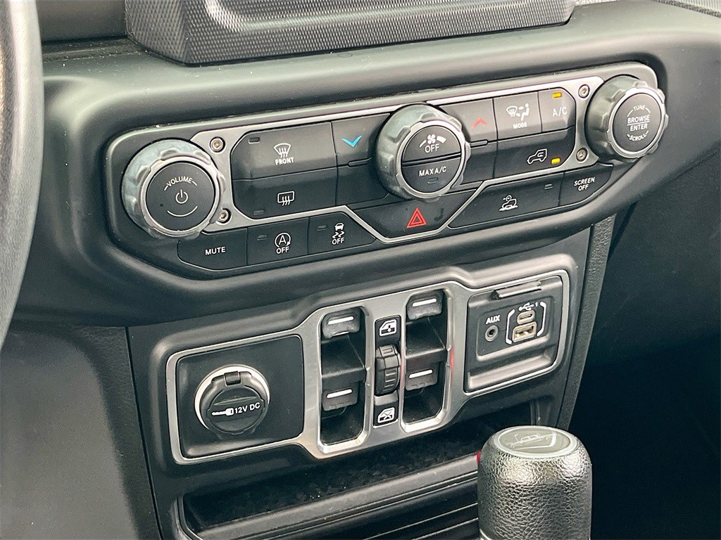 2023 Jeep Gladiator - Photo 15