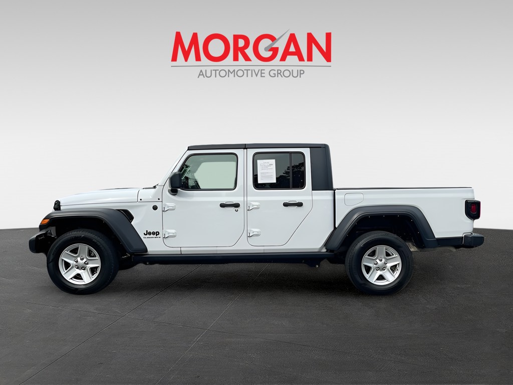 2023 Jeep Gladiator - Photo 4