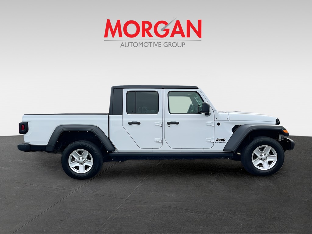 2023 Jeep Gladiator - Photo 8