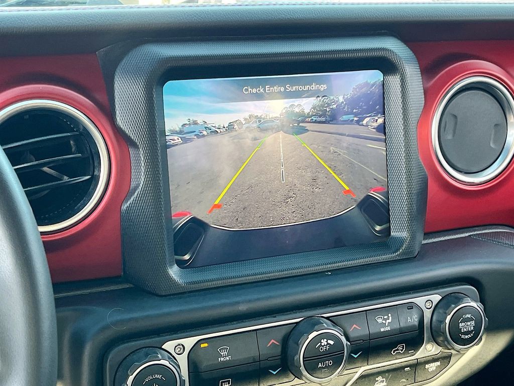 2023 Jeep Gladiator - Photo 14
