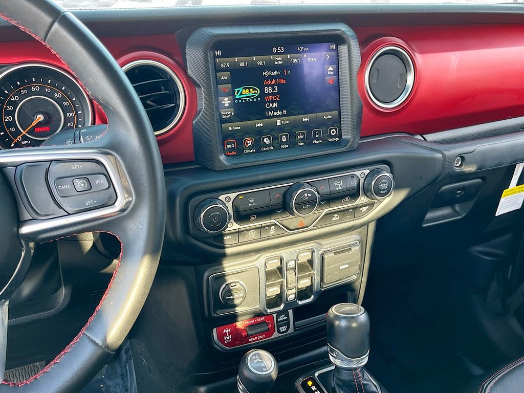 2023 Jeep Gladiator - Photo 15