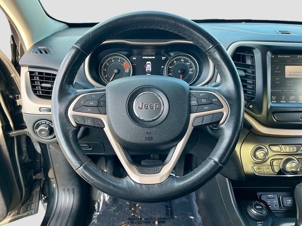 2016 Jeep Cherokee - Photo 11