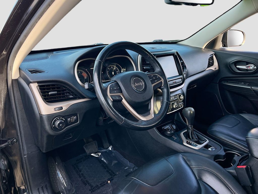 2016 Jeep Cherokee - Photo 9