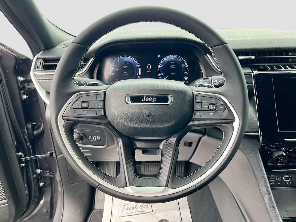 2025 Jeep Grand Cherokee - Photo 11