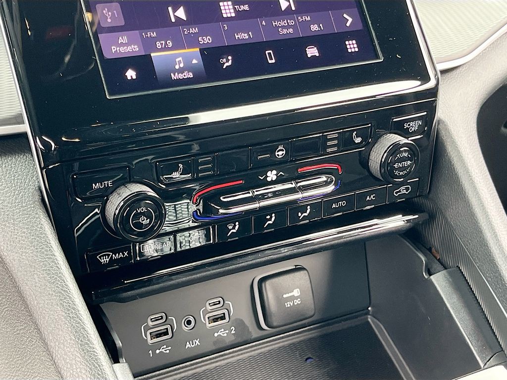 2025 Jeep Grand Cherokee - Photo 15