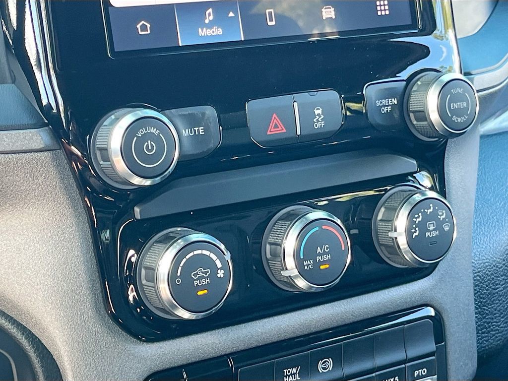 2026 Ram 2500 - Photo 14