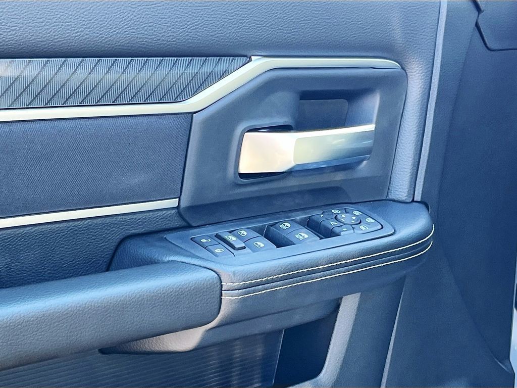 2026 Ram 2500 - Photo 15