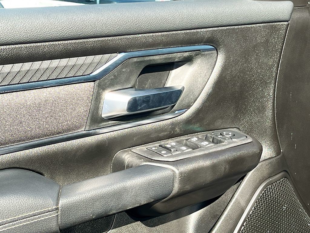 2026 Ram 1500 - Photo 15
