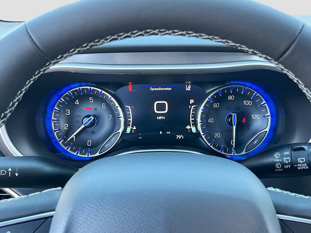 2026 Chrysler Voyager - Photo 12