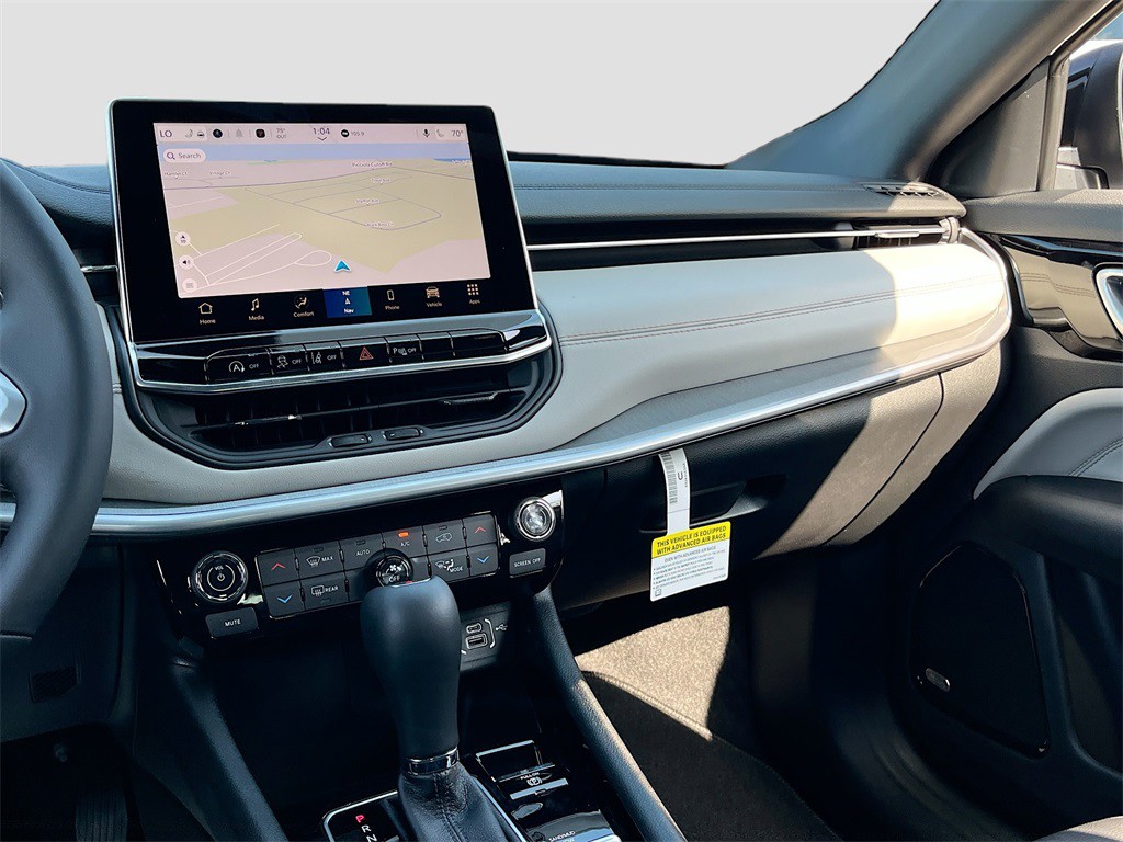 2026 Jeep Compass - Photo 24