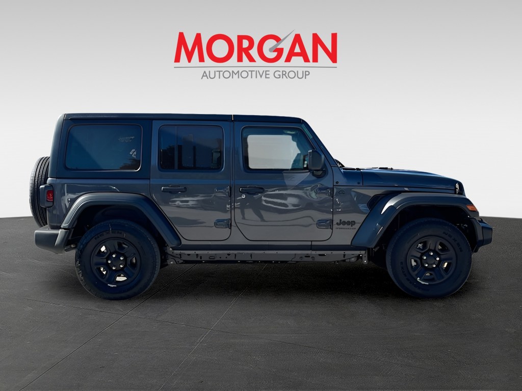 2026 Jeep Wrangler - Photo 8