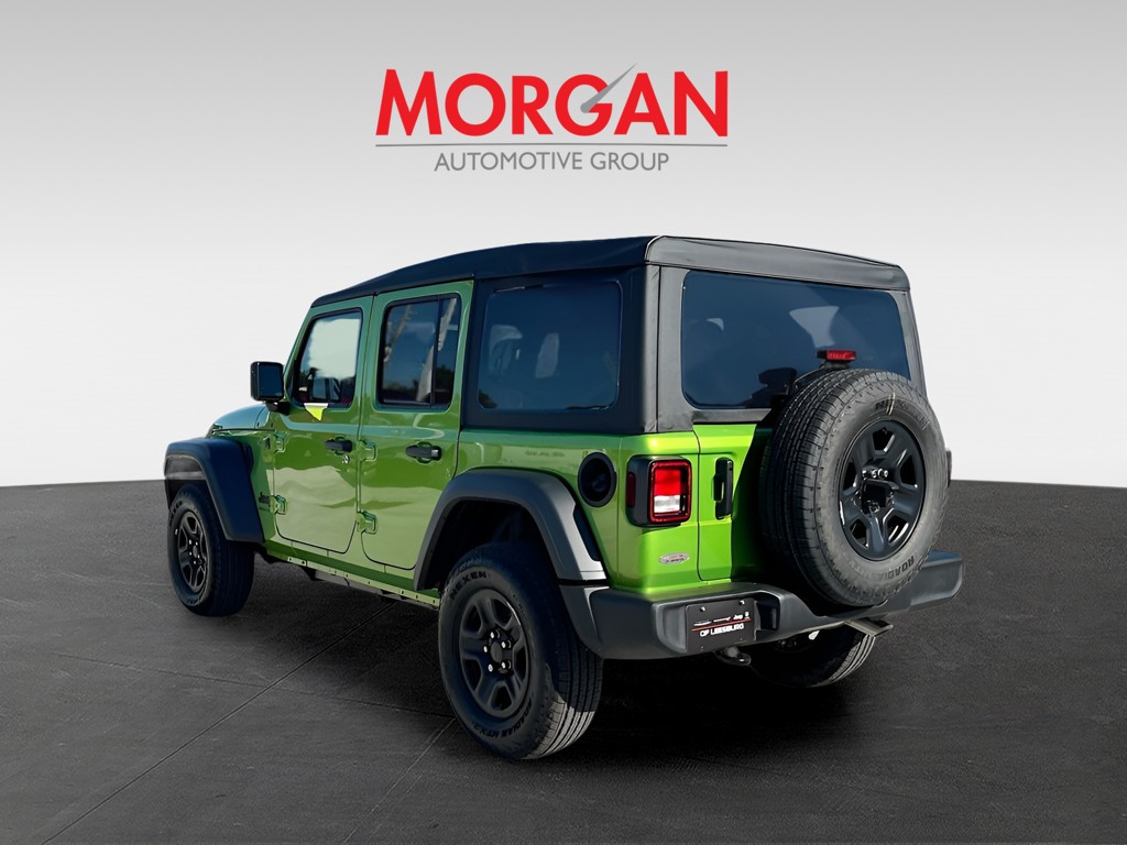 2026 Jeep Wrangler - Photo 4