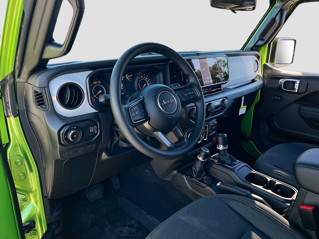 2026 Jeep Wrangler - Photo 9
