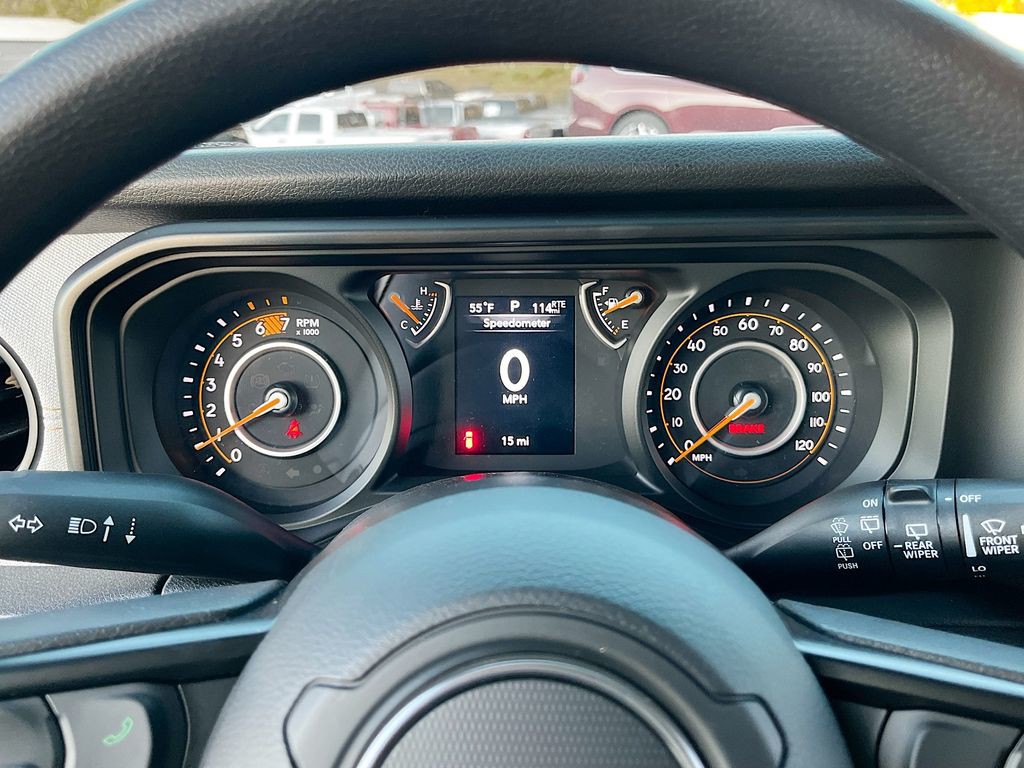 2026 Jeep Wrangler - Photo 12