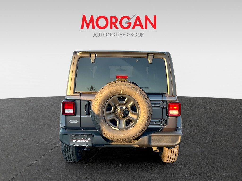 2026 Jeep Wrangler - Photo 6