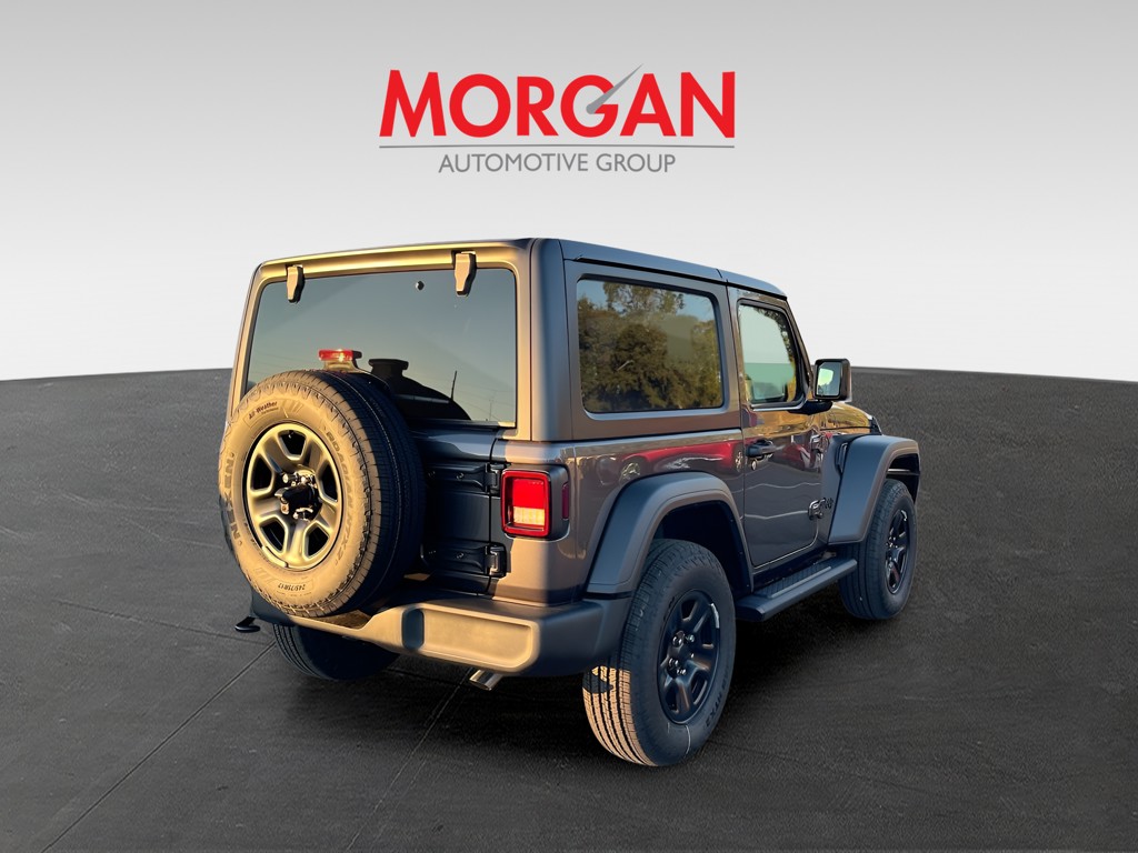 2026 Jeep Wrangler - Photo 5