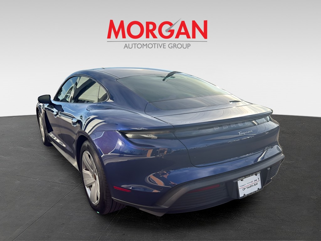 2022 Porsche Taycan - Photo 4
