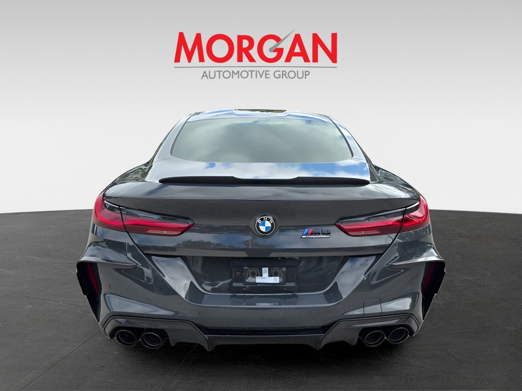2022 BMW M8 - Photo 6