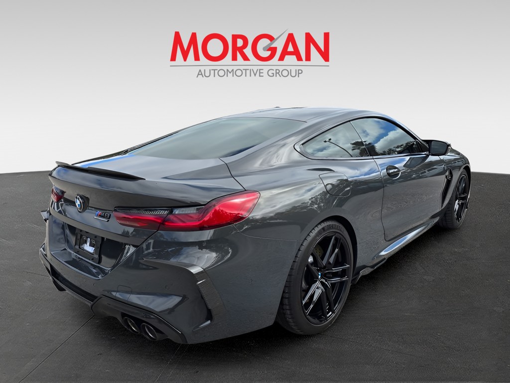 2022 BMW M8 - Photo 5