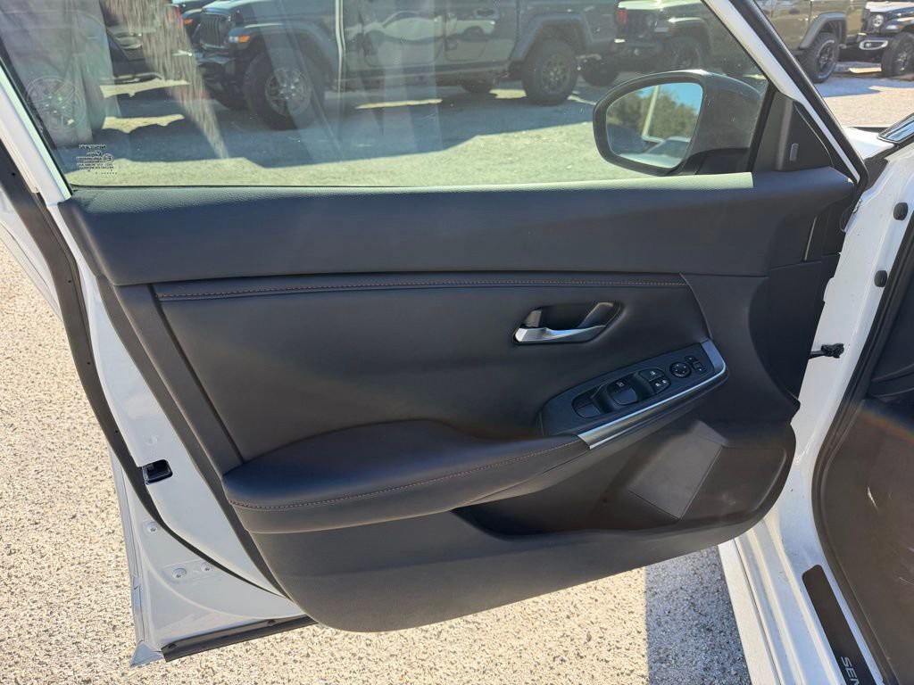 2021 Nissan Sentra - Photo 13