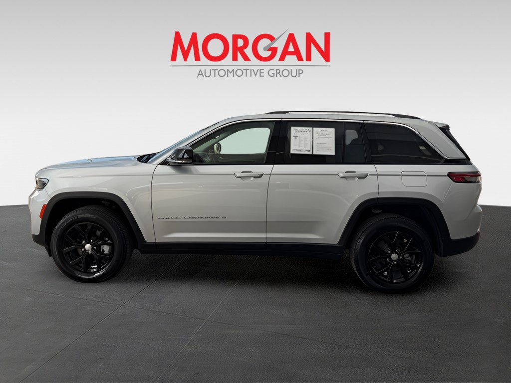 2023 Jeep Grand Cherokee - Photo 7