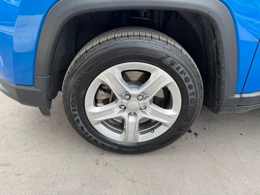 2023 Jeep Compass - Photo 9