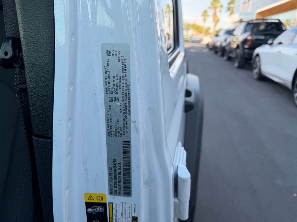 2021 Jeep Wrangler - Photo 13