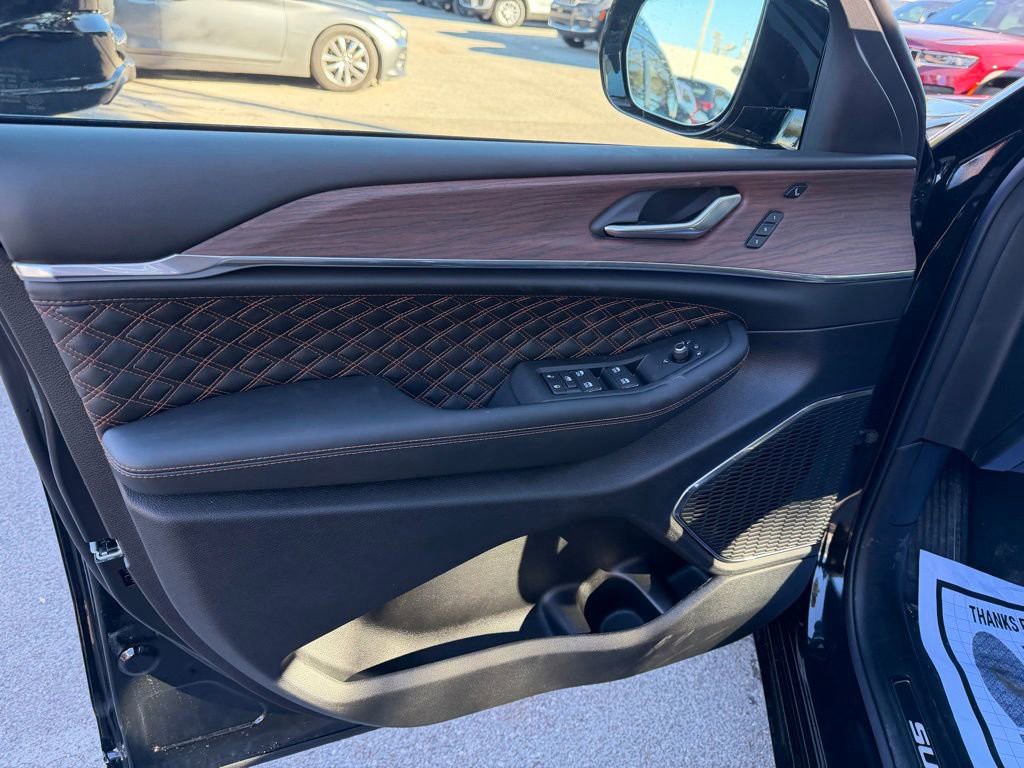 2025 Jeep Grand Cherokee L - Photo 13