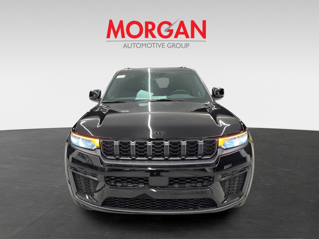 2026 Jeep Grand Cherokee - Photo 3