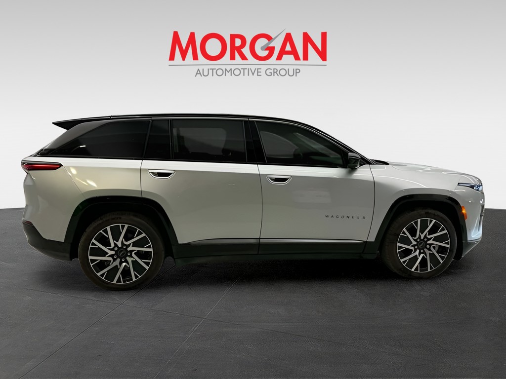 2025 Jeep Wagoneer S - Photo 8