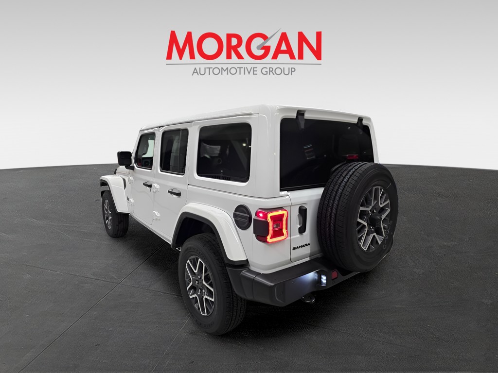 2025 Jeep Wrangler - Photo 4