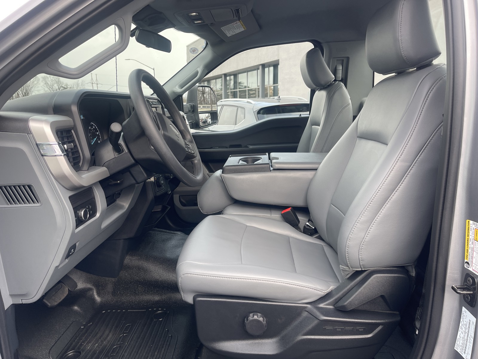 2024 Ford F-250 XL photo 10
