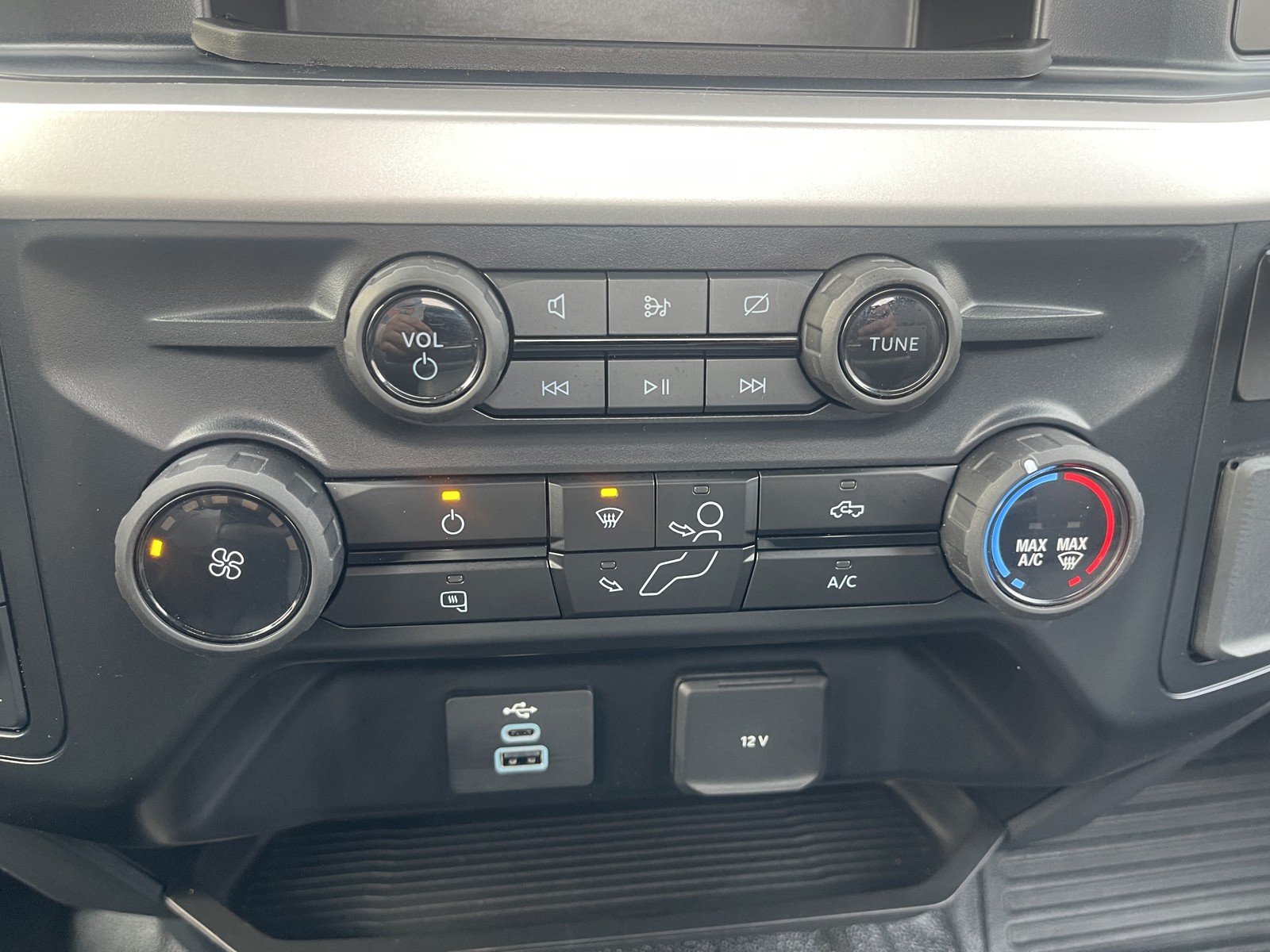 2024 Ford F-250 XL photo 17