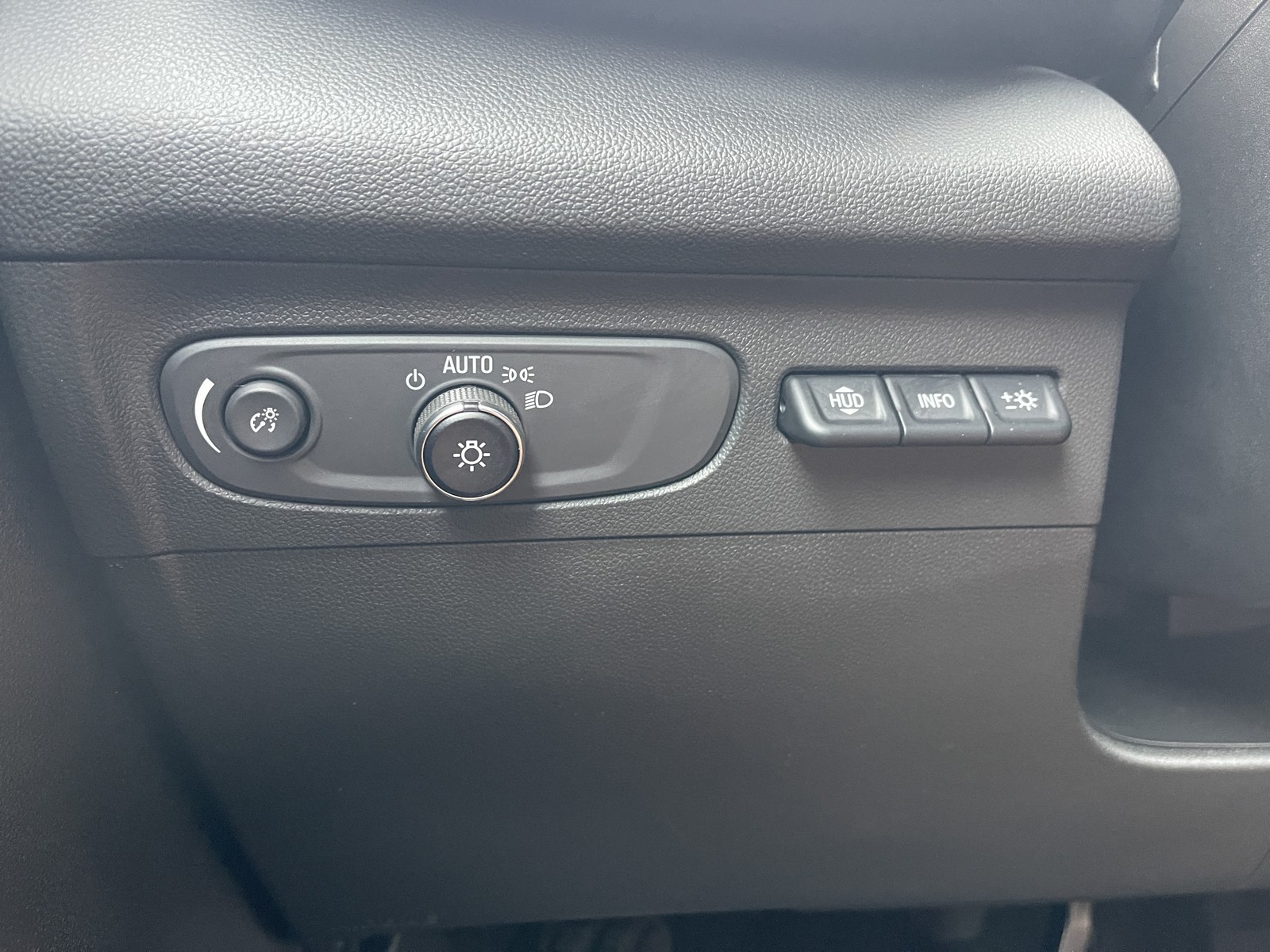 2023 Buick Envision Avenir photo 27