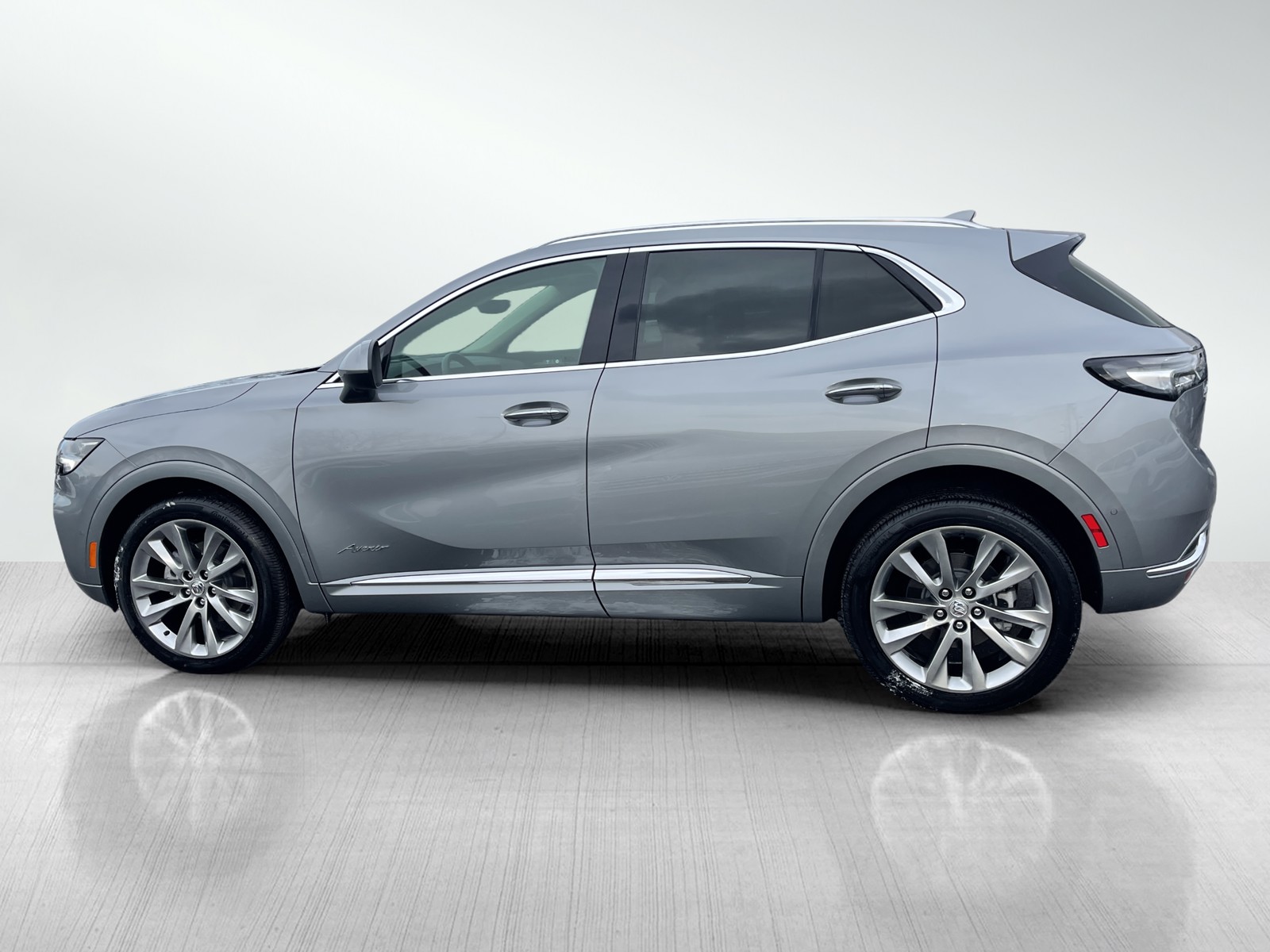 2023 Buick Envision Avenir photo 3