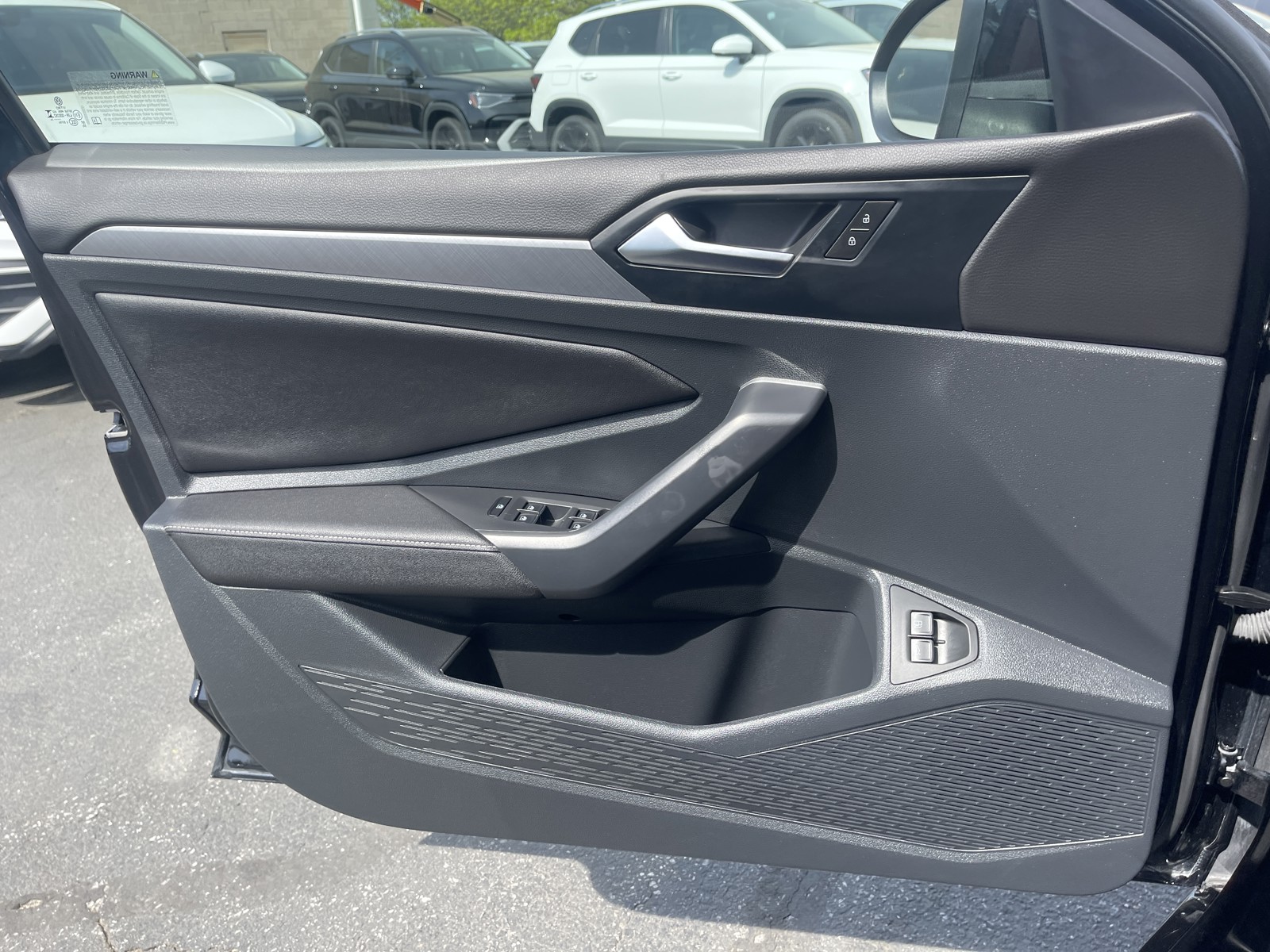 2024 Volkswagen Jetta SE photo 27