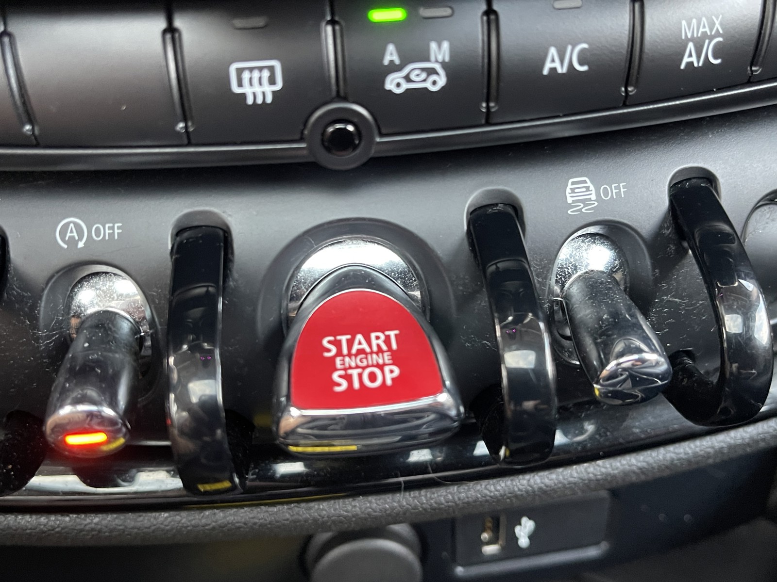 2019 Mini Clubman Base ALL4 photo 19