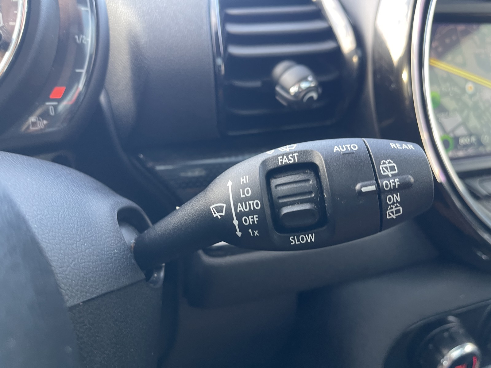 2019 Mini Clubman Base ALL4 photo 24