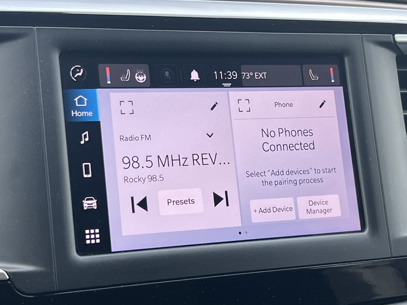 2022 Chrysler Voyager LX photo 21