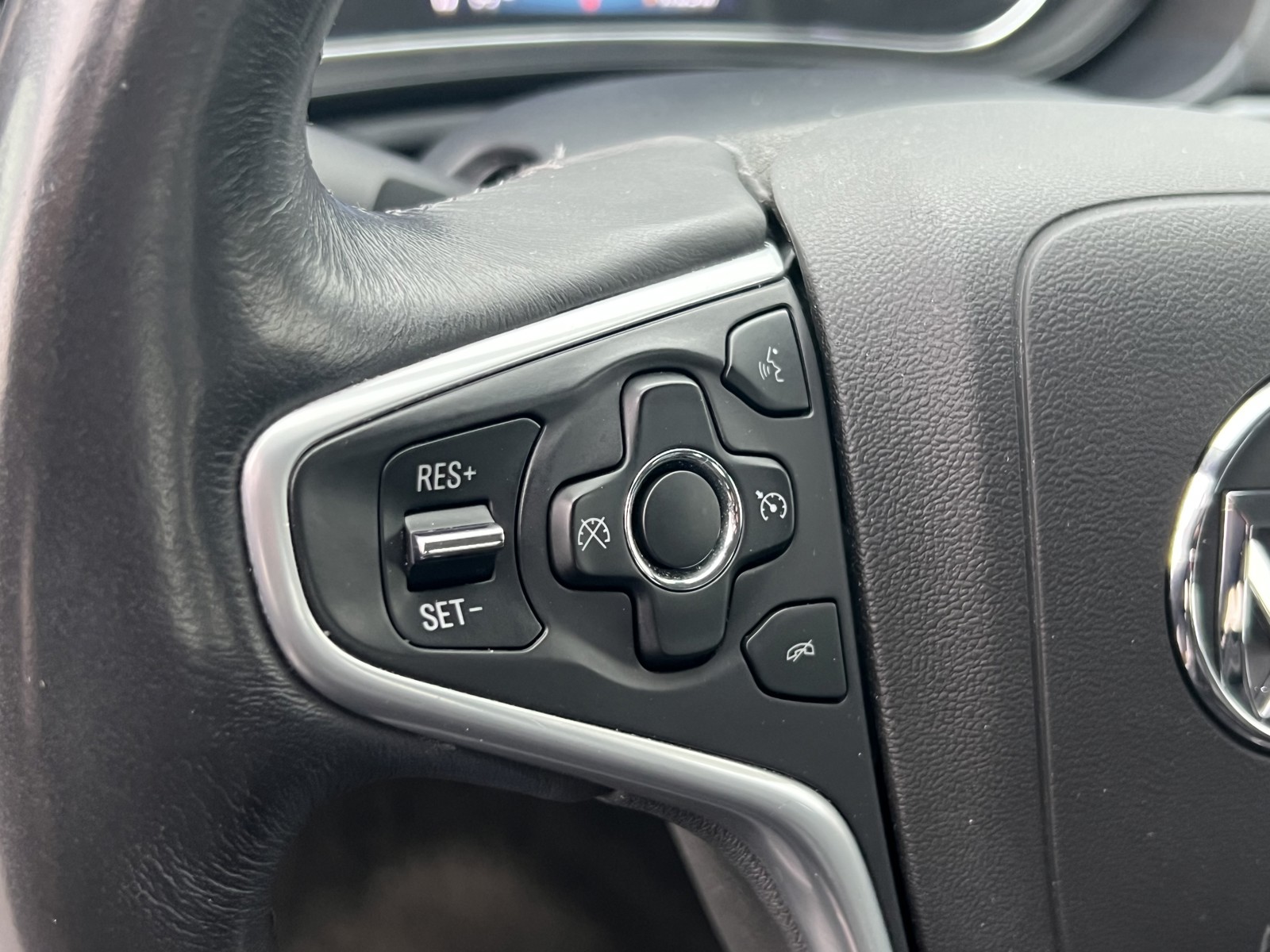 2016 Buick Regal Turbo photo 15