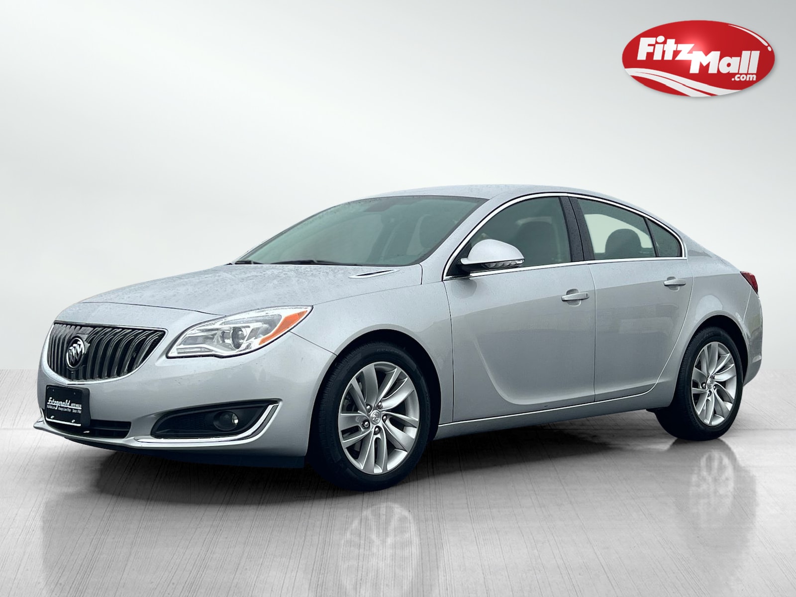 2016 Buick Regal Turbo photo 2