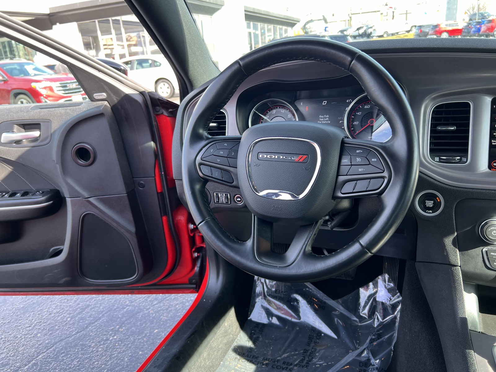 2023 Dodge Charger SXT photo 9
